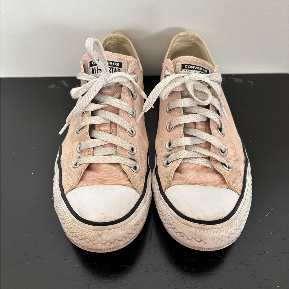 Converse All Star Chuck Taylor Low Top Canvas Shoes Mens 8 Womens 10 Pink FLAWS - Picture 2 of 15